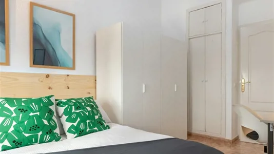 Rooms in Madrid Centro - photo 3