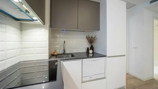 Apartments in Madrid Chamberí - photo 8