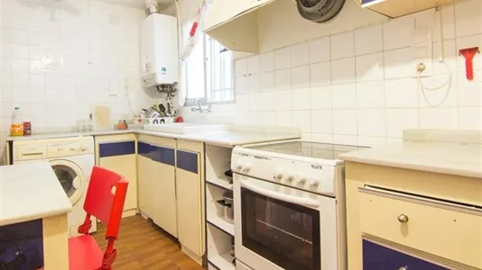 Rooms in Valencia Ciutat Vella - photo 8