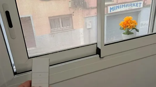 Houses in Badalona - photo 4