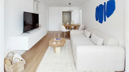 Apartments in Barcelona Eixample - photo 3