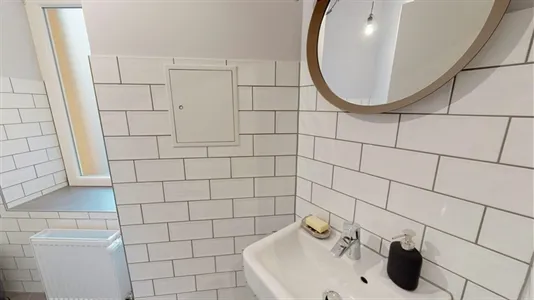 Rooms in Location is not specified - photo 10