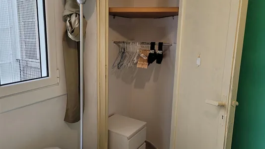 Rooms in Barcelona Eixample - photo 9