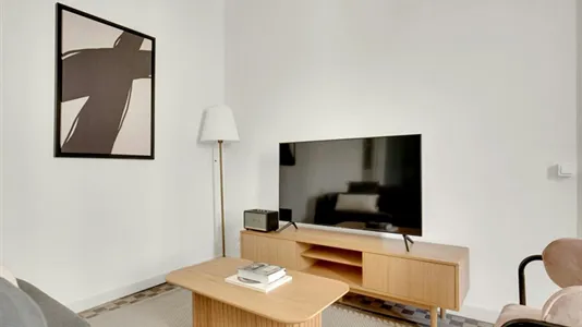 Apartments in Barcelona Ciutat Vella - photo 2