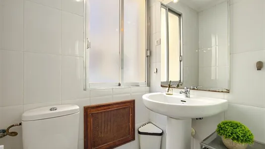 Rooms in Madrid Salamanca - photo 4