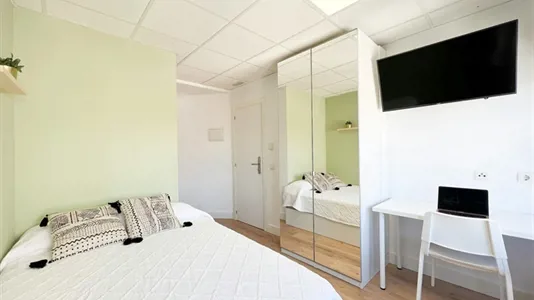 Rooms in Madrid Chamberí - photo 3