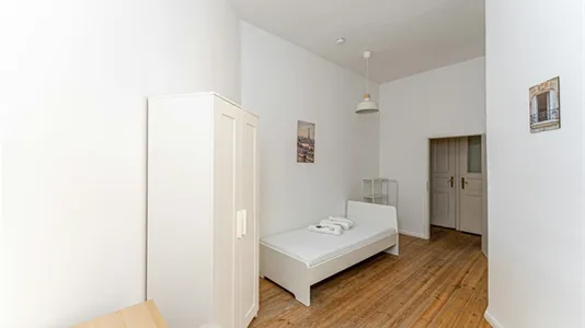 Rooms in Berlin Friedrichshain-Kreuzberg - photo 1