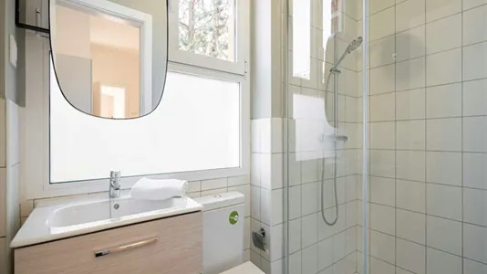 Rooms in Madrid Chamberí - photo 6