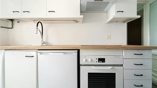 Rooms in Madrid Moncloa-Aravaca - photo 8