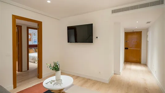 Rooms in Madrid Chamartín - photo 7