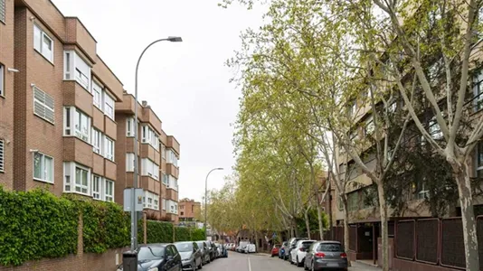 Rooms in Madrid Hortaleza - photo 9