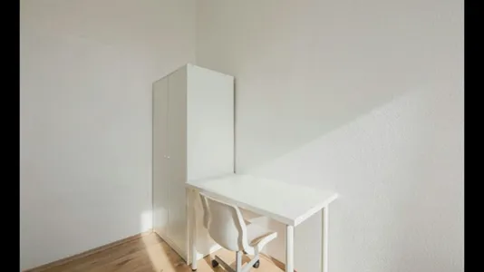 Rooms in Berlin Charlottenburg-Wilmersdorf - photo 4
