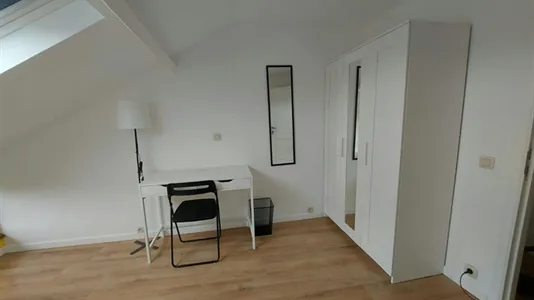 Rooms in Charleroi - photo 4