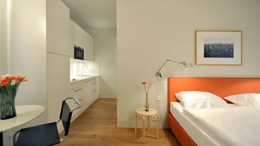 Apartments in Berlin Friedrichshain-Kreuzberg - photo 3