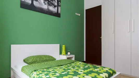 Rooms in Milano Zona 2 - Stazione Centrale, Gorla, Turro, Greco, Crescenzago - photo 1