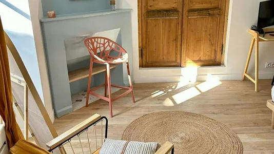 Apartments in Angoulême - photo 4