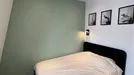 Apartment for rent, Nogent-sur-Marne, Île-de-France, &lt;span class=&quot;blurred street&quot; onclick=&quot;ProcessAdRequest(11804952)&quot;&gt;&lt;span class=&quot;hint&quot;&gt;See streetname&lt;/span&gt;[xxxxxxxxxxxxx]&lt;/span&gt;