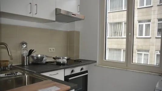 Rooms in Brussels Sint-Joost-ten-Node - photo 4