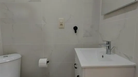 Rooms in Charleroi - photo 5