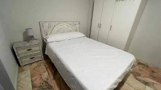 Rooms in Bami - photo 2