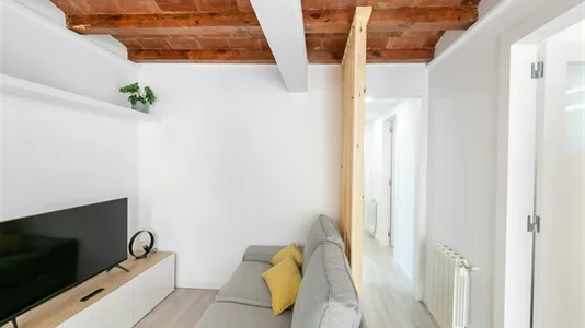 Apartments in Barcelona Eixample - photo 6