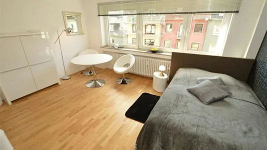 Apartments in Dusseldorf - photo 2