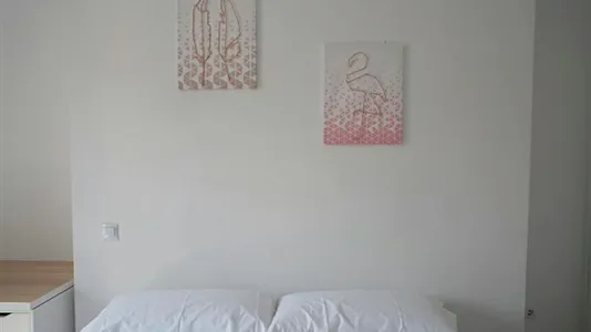 Rooms in Madrid Centro - photo 4