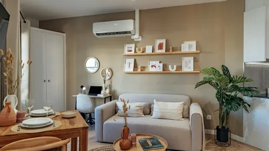 Apartments in Barcelona Ciutat Vella - photo 1