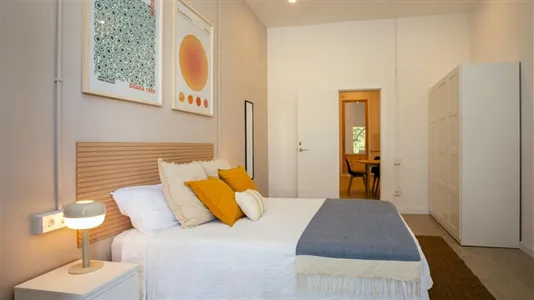 Rooms in Barcelona Eixample - photo 4