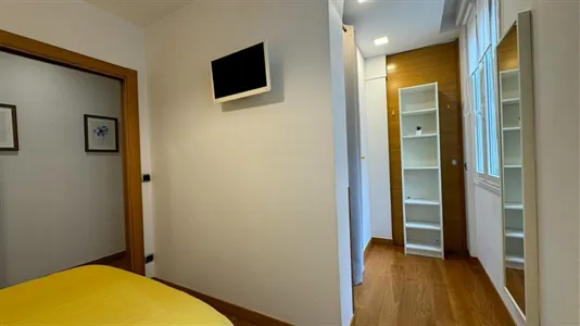 Rooms in Bilbao - photo 5