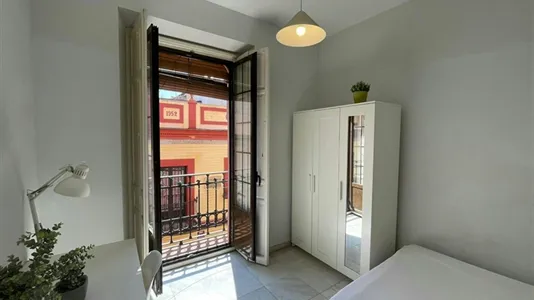 Rooms in El Fontanal - photo 7