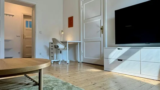 Apartments in Location is not specified - photo 6