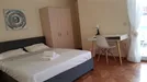 Room for rent, Athens, &lt;span class=&quot;blurred street&quot; onclick=&quot;ProcessAdRequest(7730931)&quot;&gt;&lt;span class=&quot;hint&quot;&gt;See streetname&lt;/span&gt;[xxxxxxxxxxxxx]&lt;/span&gt;