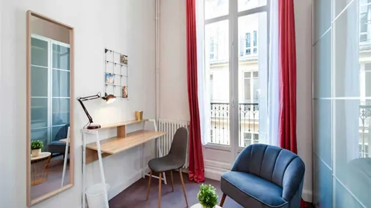 Rooms in Paris 17ème arrondissement - photo 5