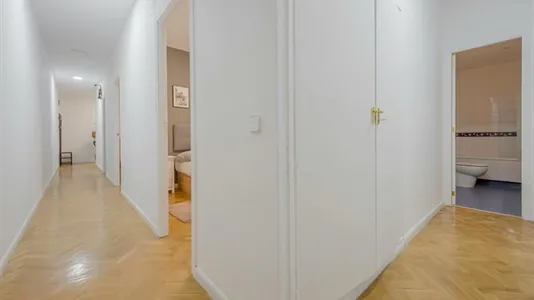 Rooms in Madrid Chamartín - photo 10