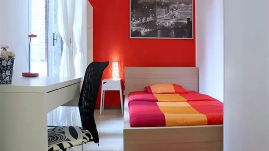 Rooms in Milano Zona 6 - Barona, Lorenteggio - photo 1