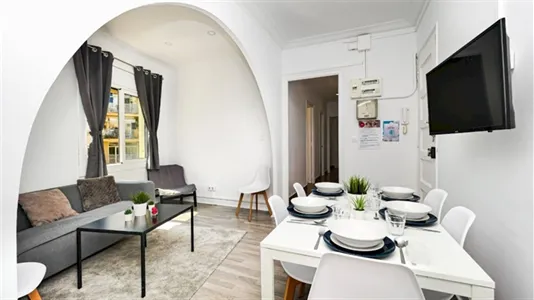 Rooms in Barcelona Sant Martí - photo 8