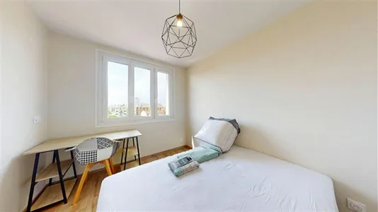 Rooms in Lyon - photo 4