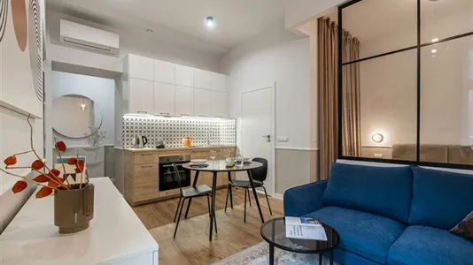 Apartments in Warszawa Śródmieście - photo 1
