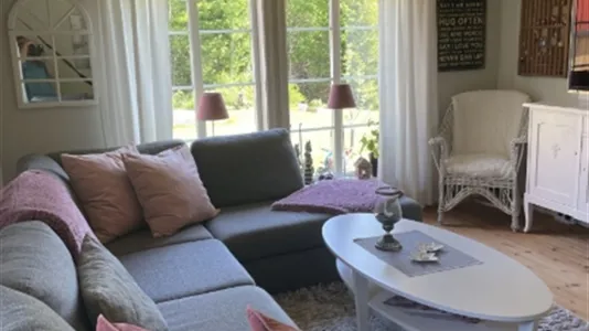 Houses in Härryda - photo 2