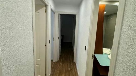 Rooms in Madrid Ciudad Lineal - photo 9