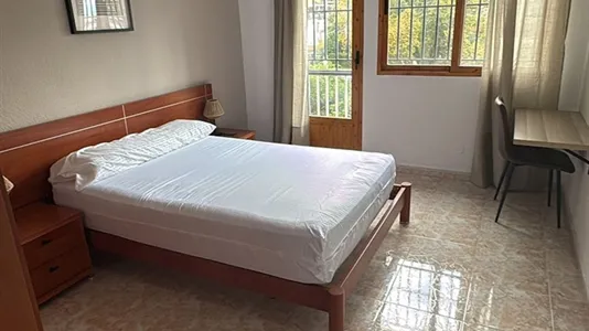 Rooms in Granada - photo 6