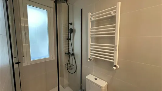 Rooms in Madrid Chamberí - photo 2