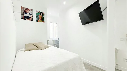 Rooms in Madrid Centro - photo 2