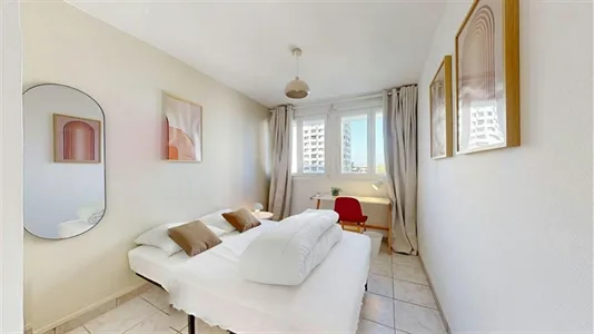 Rooms in Lyon - photo 3