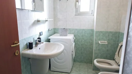 Rooms in Trento - photo 9