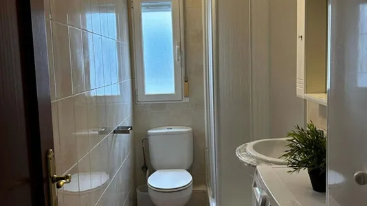 Rooms in Madrid Tetuán - photo 8