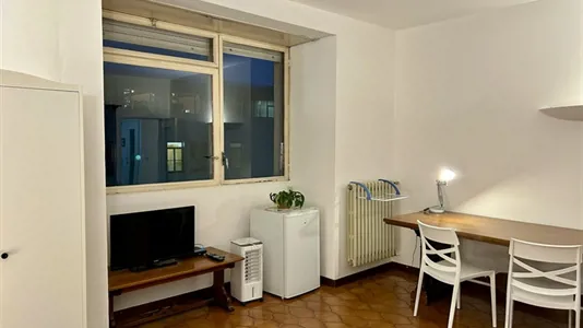 Rooms in Milano Zona 8 - Fiera, Gallaratese, Quarto Oggiaro - photo 3