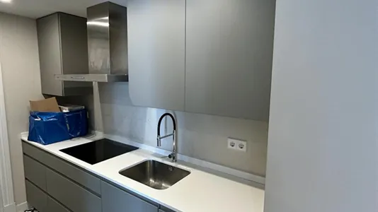 Rooms in Madrid Centro - photo 6