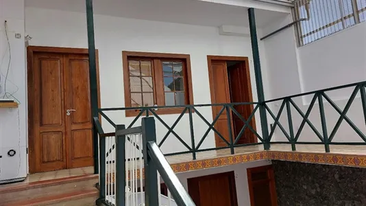Rooms in Las Palmas de Gran Canaria - photo 8